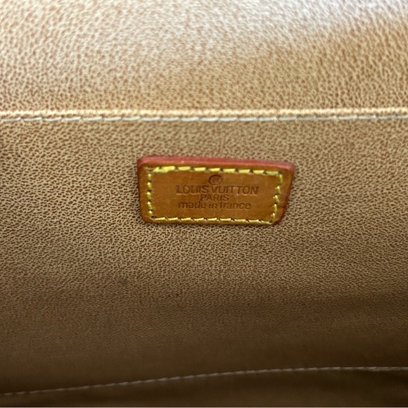 Vintage AUTHENTIC Louis Vuitton Briefcase - Picture 5 of 10
